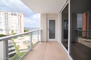 1351 NE Miami Gardens Dr, Miami, FL 33179 - Photo 14