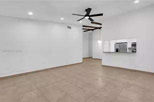 10575 La Placida Dr, Coral Springs, FL 33065 - Photo 24