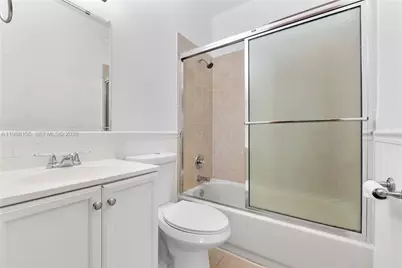 231 Majorca Ave #F, Coral Gables, FL 33134 - Photo 12