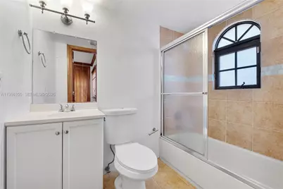 231 Majorca Ave #F, Coral Gables, FL 33134 - Photo 14