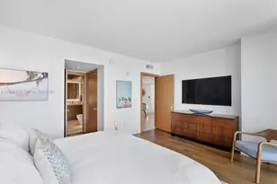 1000 S Pointe Dr, Miami Beach, FL 33139 - Photo 24