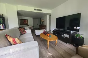 3475 N Country Club Dr, Aventura, FL 33180 - Photo 8
