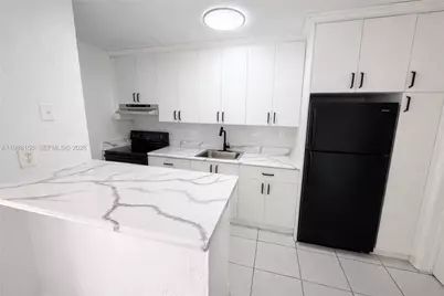 4081 N Dixie Hwy #28, Oakland Park, FL 33334 - Photo 6