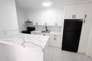 4081 N Dixie Hwy, Oakland Park, FL 33334 - Photo 6