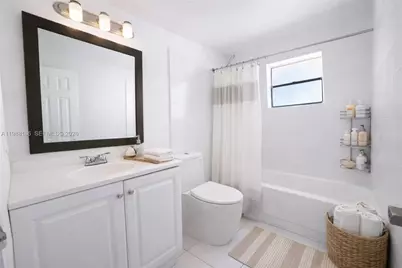 4081 N Dixie Hwy #28, Oakland Park, FL 33334 - Photo 12