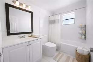 4081 N Dixie Hwy, Oakland Park, FL 33334 - Photo 12