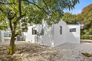 421 NW 81st St., Miami, FL 33150 - Photo 6