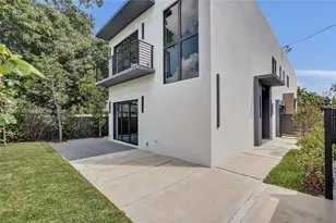 2421 SW 16th Ter, Miami, FL 33145 - Photo 6