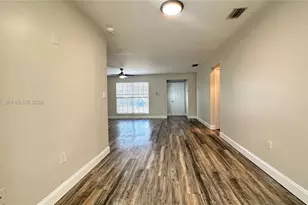 8450 NW 26th St, Sunrise, FL 33322 - Photo 8