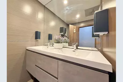 4273 NW 107th Avenue, Doral, FL 33178 - Photo 14