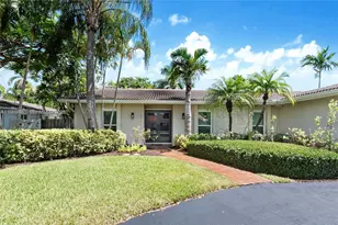 2011 NE 211th St, Miami, FL 33179 - Photo 2