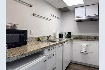 750 Collins Ave #302, Miami Beach, FL 33139 - Photo 12