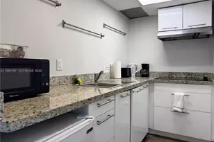 750 Collins Ave, Miami Beach, FL 33139 - Photo 12