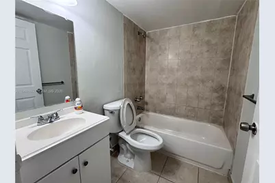 95 NE 41st St #L174, Oakland Park, FL 33334 - Photo 6