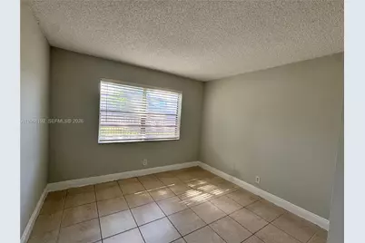 95 NE 41st St #L174, Oakland Park, FL 33334 - Photo 8