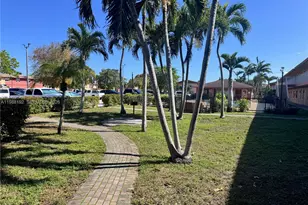 95 NE 41st St, Oakland Park, FL 33334 - Photo 12