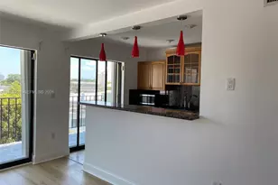 7626 Byron Ave, Miami Beach, FL 33141 - Photo 14