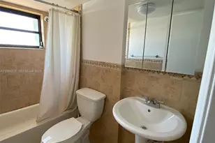 7626 Byron Ave, Miami Beach, FL 33141 - Photo 8