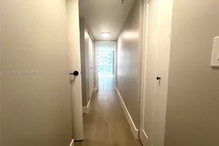 2401 Collins Ave, Miami Beach, FL 33140 - Photo 14