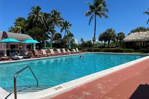 2401 Collins Ave, Miami Beach, FL 33140 - Photo 40