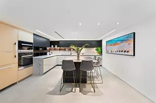 2301 Collins Ave, Miami Beach, FL 33139 - Photo 30