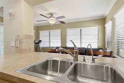 1625 Sunkist Way, Fort Myers, FL 33905 - Photo 20