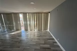 853 NW 81st Terrace, Plantation, FL 33324 - Photo 6