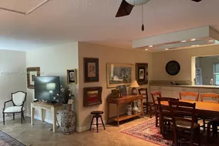 281 S Hollybrook Dr, Pembroke Pines, FL 33025 - Photo 6