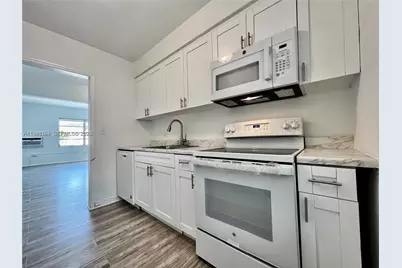428 NE 82nd St #3E, Miami, FL 33138 - Photo 4