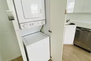 1611 Meridian Ave, Miami Beach, FL 33139 - Photo 6