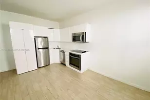 1611 Meridian Ave, Miami Beach, FL 33139 - Photo 2