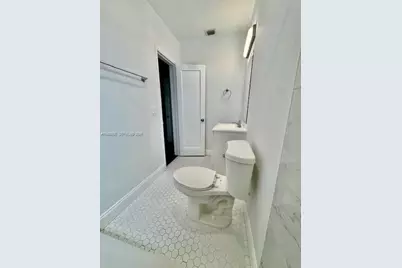 1128 SW 21st Ave, Miami, FL 33135 - Photo 18