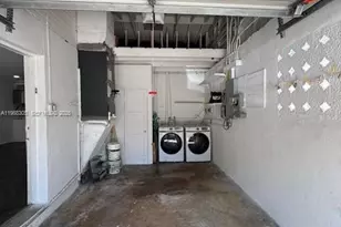 1128 SW 21st Ave, Miami, FL 33135 - Photo 26