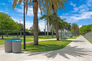 1117 Meridian Ave, Miami Beach, FL 33139 - Photo 38