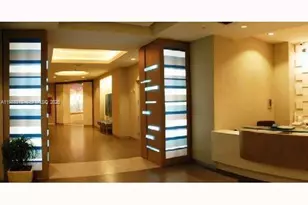 1900 N Bayshore Dr, Miami, FL 33132 - Photo 20