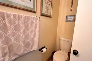 9974 Costa Del Sol Blvd, Doral, FL 33178 - Photo 8