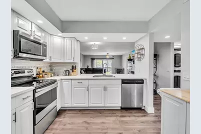 12500 SW 5th Ct #208M, Pembroke Pines, FL 33027 - Photo 8