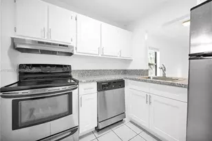 7550 Stirling Rd, Davie, FL 33024 - Photo 24