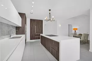 851 NE 1st Ave, Miami, FL 33132 - Photo 18