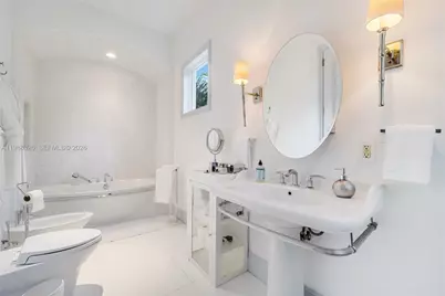 100 Palm Ave, Miami Beach, FL 33139 - Photo 28