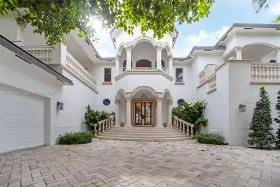 100 Palm Ave, Miami Beach, FL 33139 - Photo 2