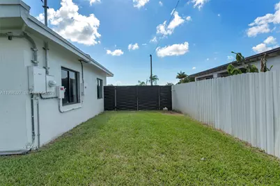 14520 Carver Drive, Miami, FL 33176 - Photo 28