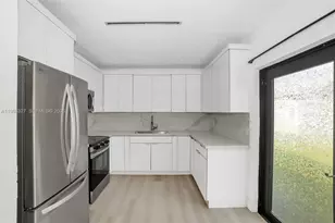 14520 Carver Dr, Miami, FL 33176 - Photo 12