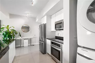 92 SW 3rd St, Miami, FL 33130 - Photo 16