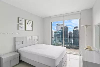 92 SW 3rd St #4702, Miami, FL 33130 - Photo 24