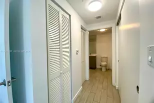 321 NE 26th St, Miami, FL 33137 - Photo 8