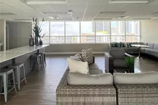 321 NE 26th St, Miami, FL 33137 - Photo 14