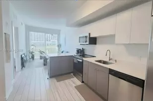 321 NE 26th St, Miami, FL 33137 - Photo 1
