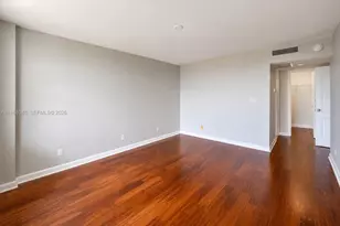 5600 Collins Ave, Miami Beach, FL 33140 - Photo 8