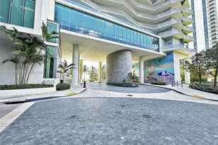 460 NE 28th St, Miami, FL 33137 - Photo 24